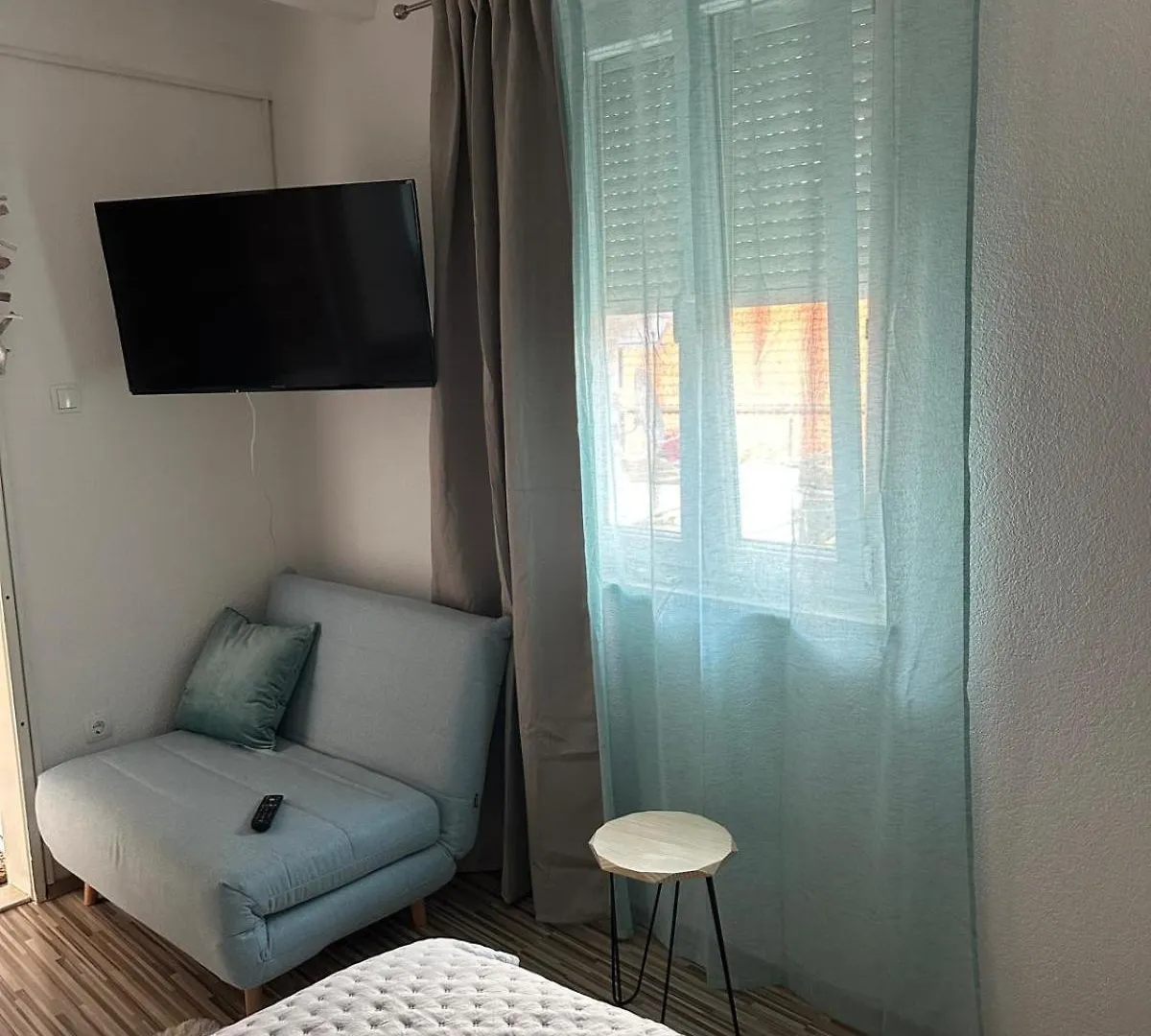 Lucky Star Apartments In City Center location